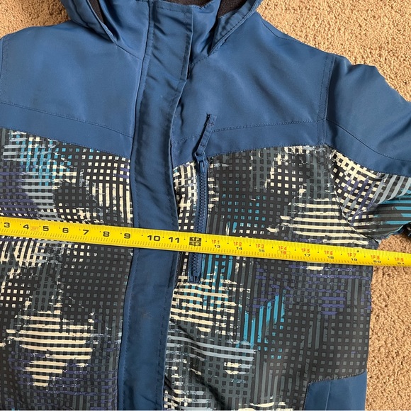 Roebuck &  Co Large Boys Winter Coat - Picture 3 of 10